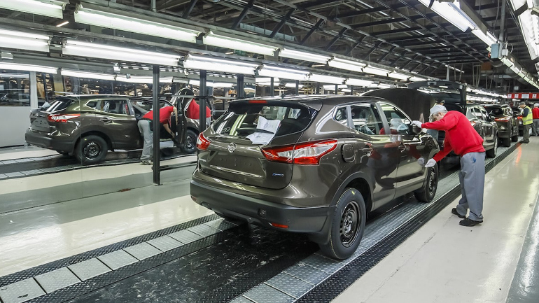 Οι Βρετανοί τιμούν τη Nissan για τη συμβολή της στην τοπική οικονομία